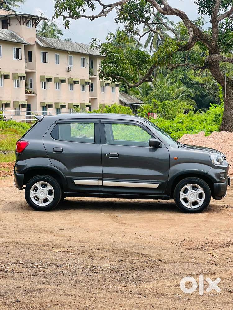 Maruti Suzuki S-presso Vxi At, 2020, Petrol