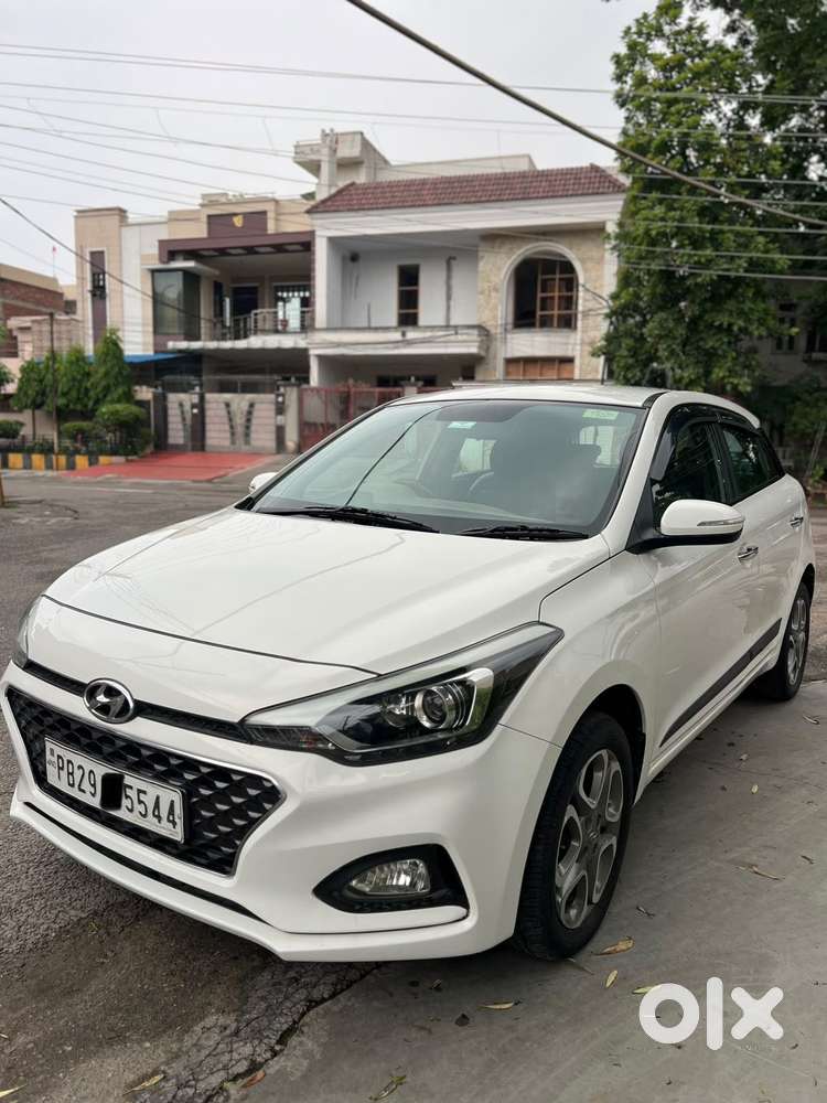 Hyundai I20 Asta 1.4 With Avn Crdi, 2018, Diesel