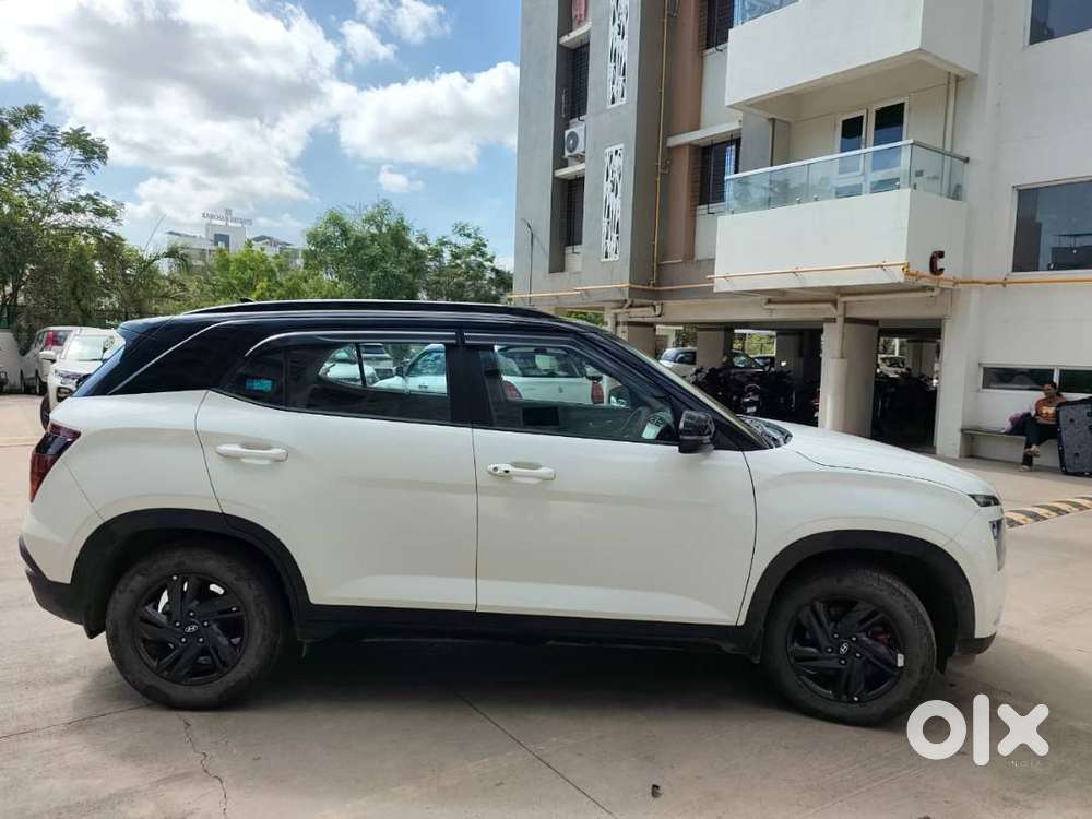 Creta - S Plus Knight Edition (23500 Km Driven)