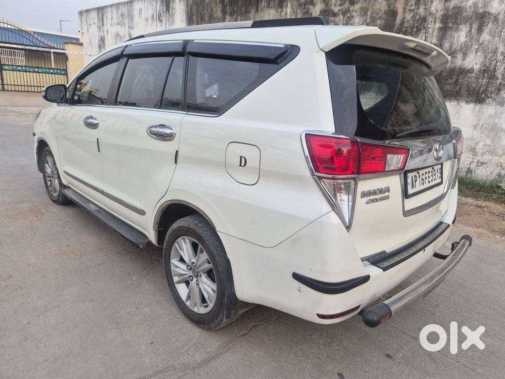 Toyota Innova Crysta 2.8z Automatic, 2018, Diesel