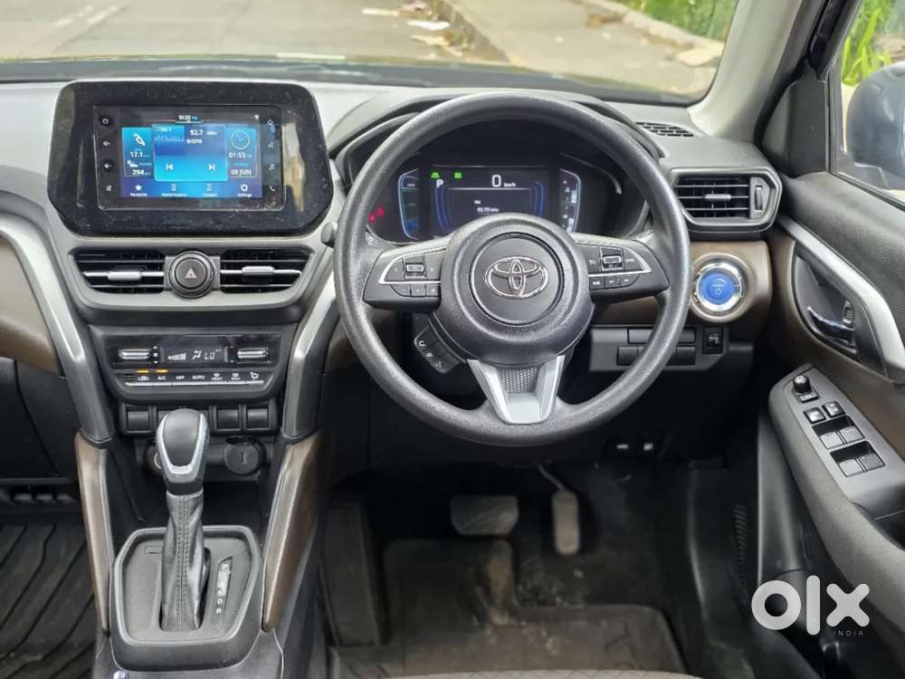 Toyota Urban Cruiser Hyryder 1.5 S Hybrid, 2025, Petrol