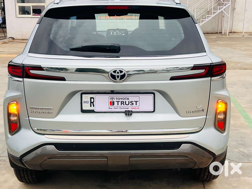 Toyota Urban Cruiser Hyryder 1.5 V Hybrid, 2024, Cng & Hybrids