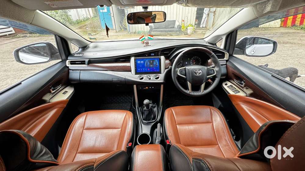 Toyota Innova Crysta 2.4 G Mt 8s, 2017, Diesel