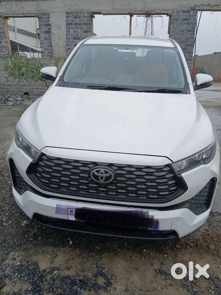 Toyota Innova Hycross 2025 Petrol 51000 Km Driven