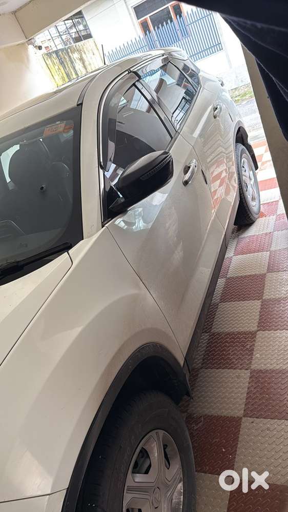 Tata Harrier Diesel 28000 Km Driven