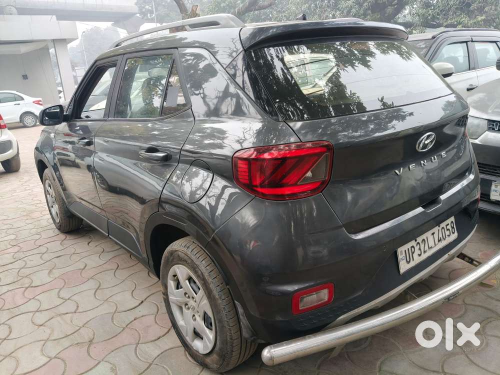 Hyundai Venue S Turbo, 2021, Petrol