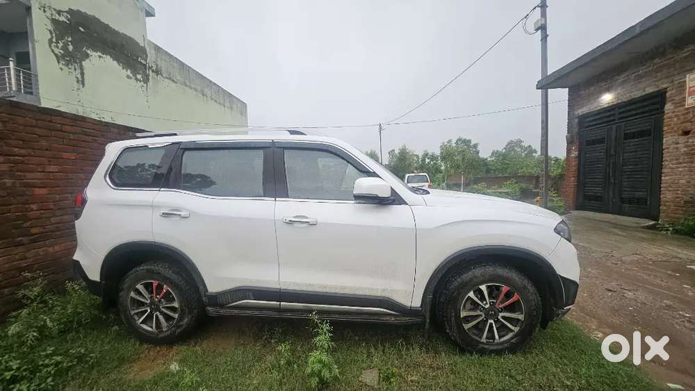 Mahindra Scorpio-n Diesel 2024 Z8