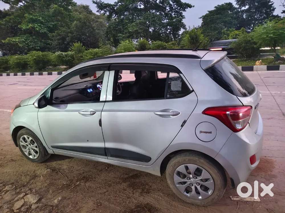 Hyundai Grand I10 Sportz 2016
