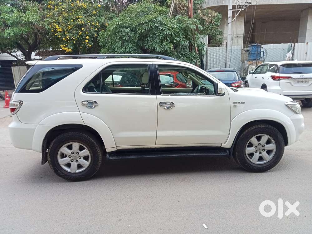 Toyota Fortuner 3.0 4x4 Manual, 2009, Diesel