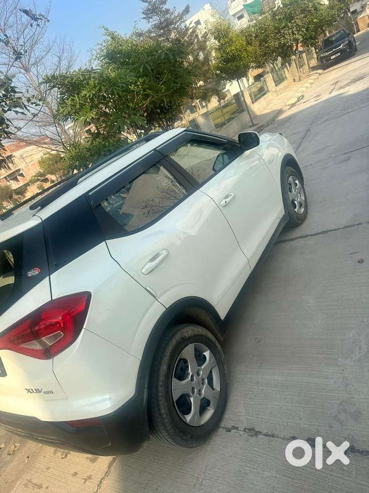 Mahindra Xuv300 2022 Diesel Well Maintained