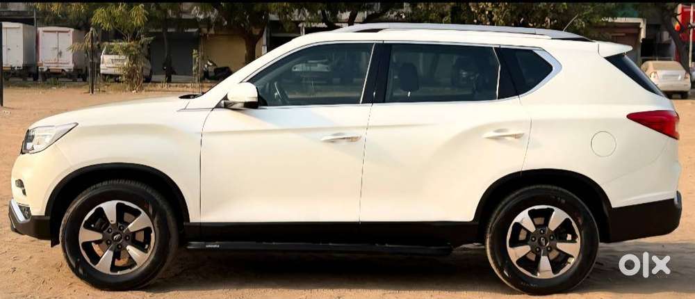 Mahindra Alturas G4 4x2 At, 2020, Diesel