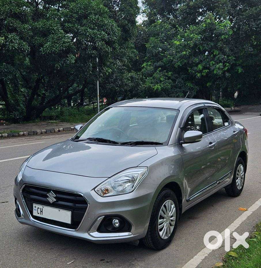 Maruti Suzuki Dzire 1.2 Vxi, 2022, Petrol