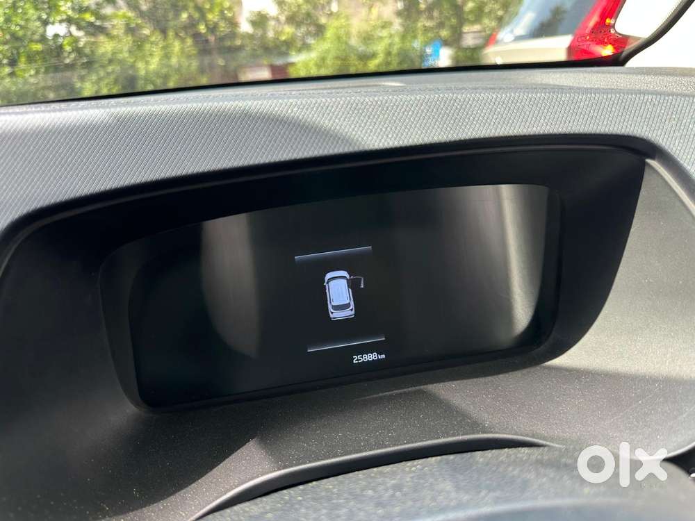 Kia Carens G 1.5 6mt Premium (o) 7-seater, 2025, Diesel