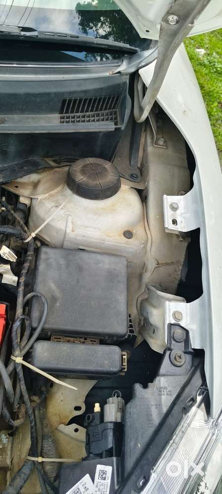 Maruti Suzuki Swift Vxi Abs Bsiv, 2019, Petrol