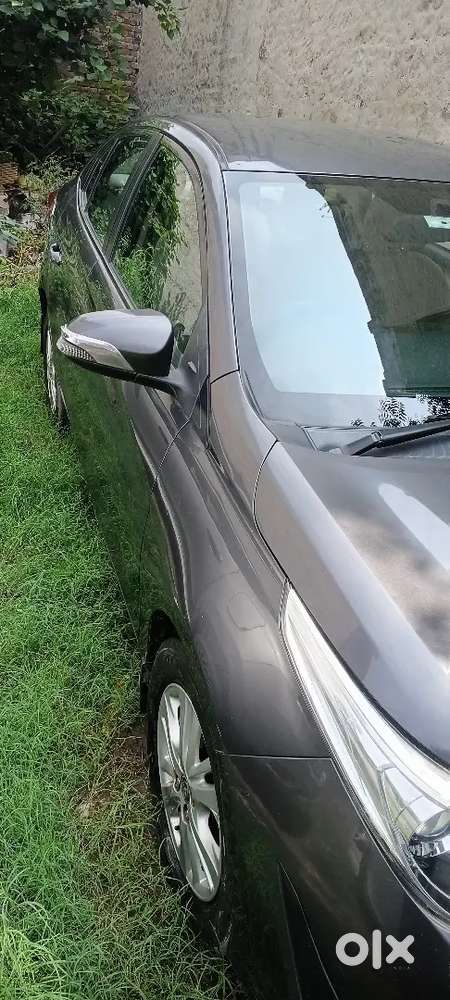 Toyota Yaris 1.5 V 2018