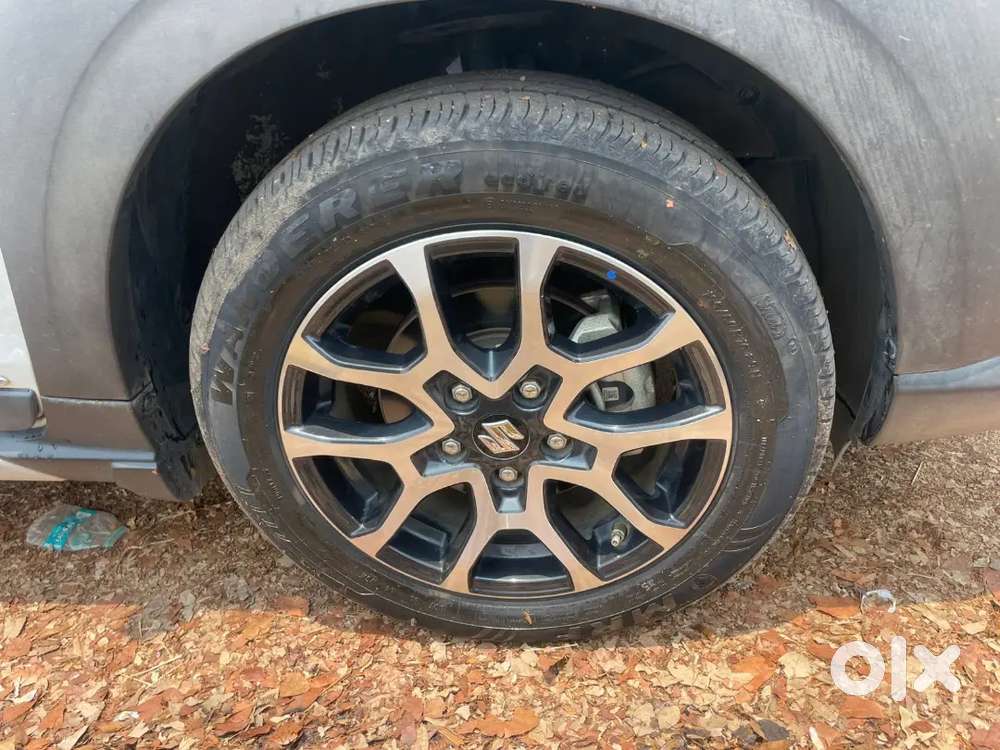 Maruti Suzuki Xl6 2023 Petrol 27000 Km Driven