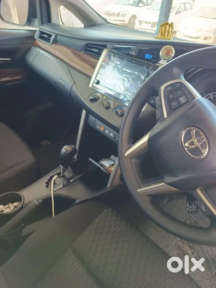 Toyota Innova Crysta 2022