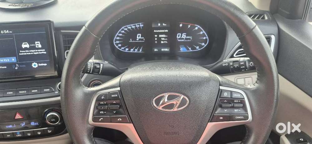 Hyundai Verna 1.5 Sx (o) Petrol Mt, 2022, Petrol