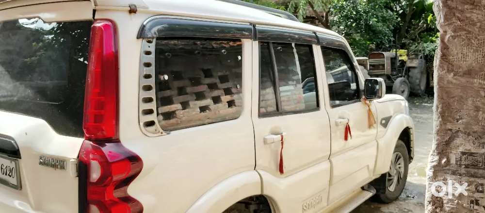 Mahindra Scorpio 2013 Diesel Well Maintained