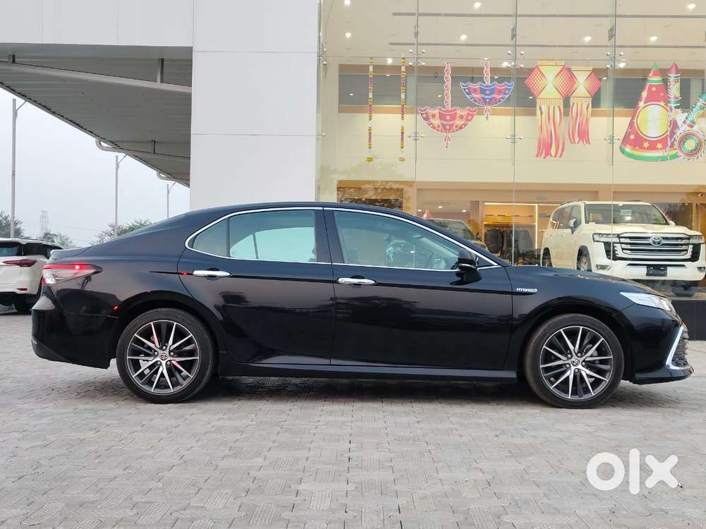 Toyota Camry Hybrid, 2024, Petrol