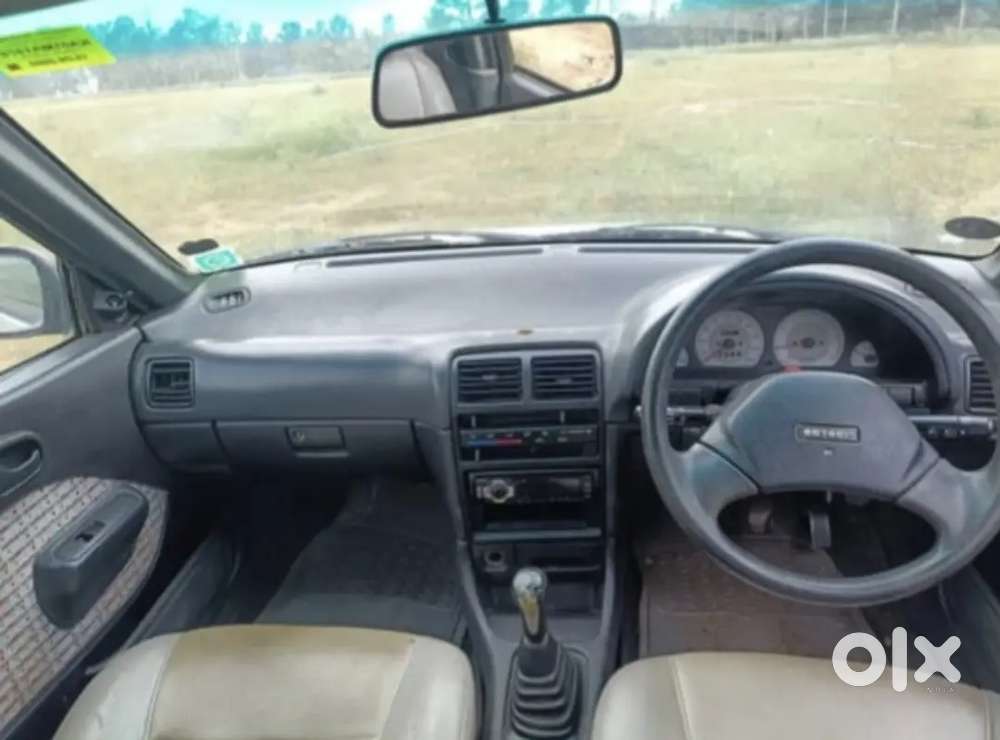 Maruti Suzuki Esteem 2004
