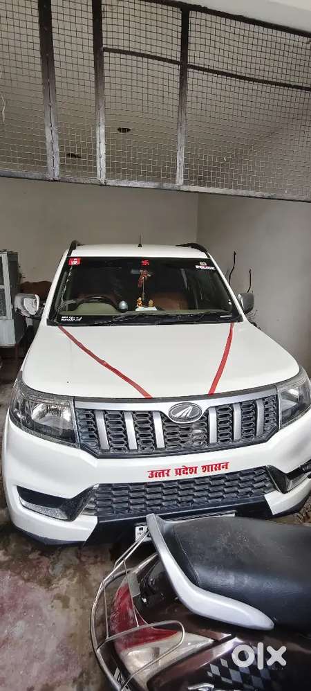White Mahindra Bolero Neo N8 2022 For Sale