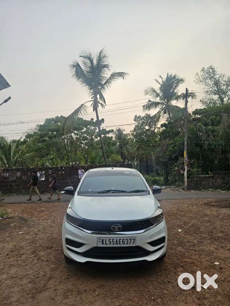 Neet And Clean Vehicle