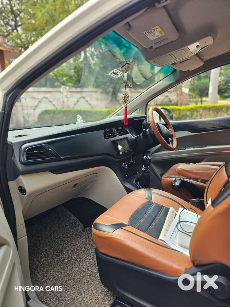 Mahindra Marazzo M2 8str, 2018, Diesel