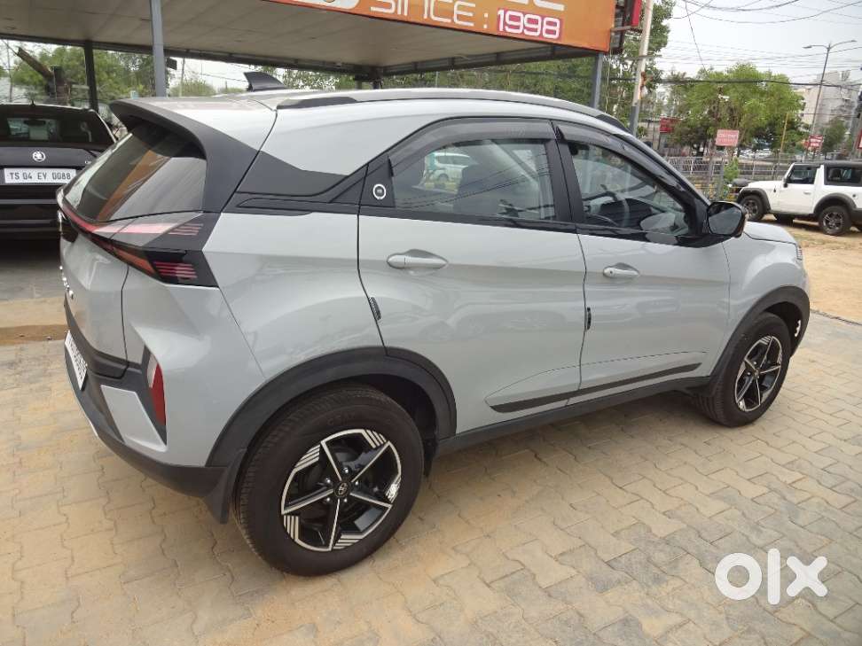 Tata Nexon Creative Plus S 1.2 Revotron Petrol 6 Amt, 2026, Petrol