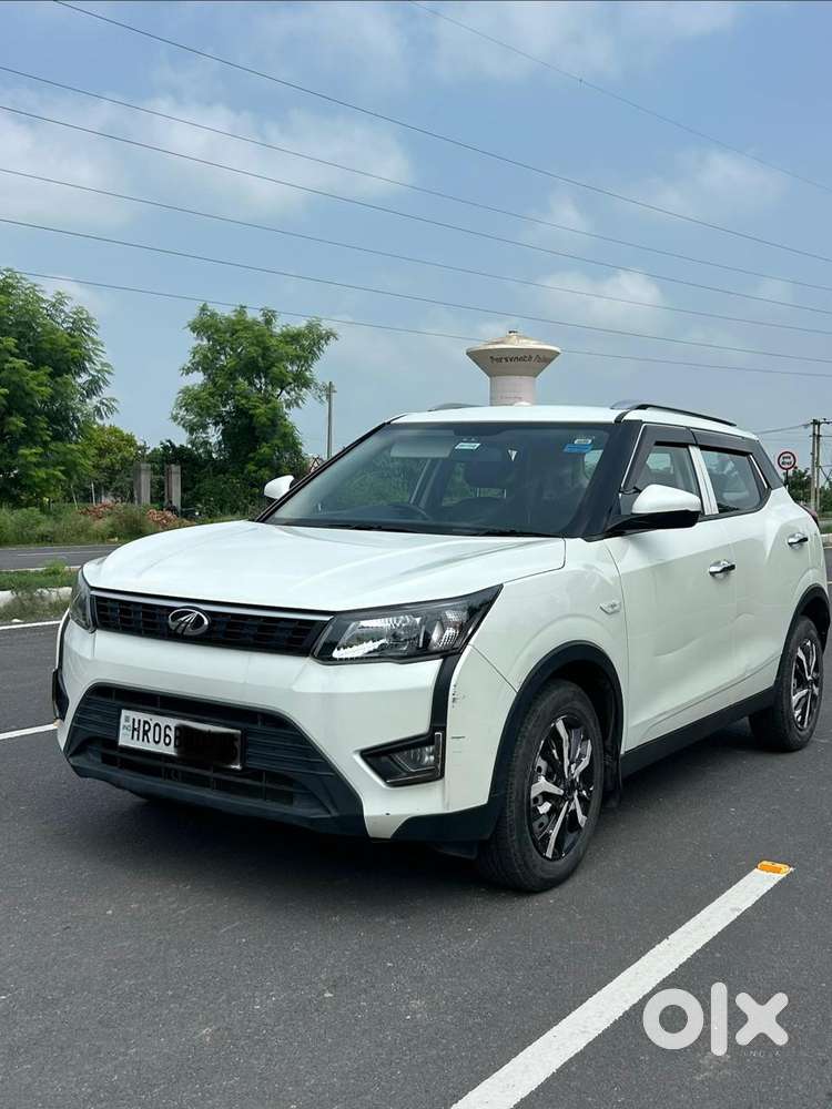 Mahindra Xuv300 W4, 2022, Petrol
