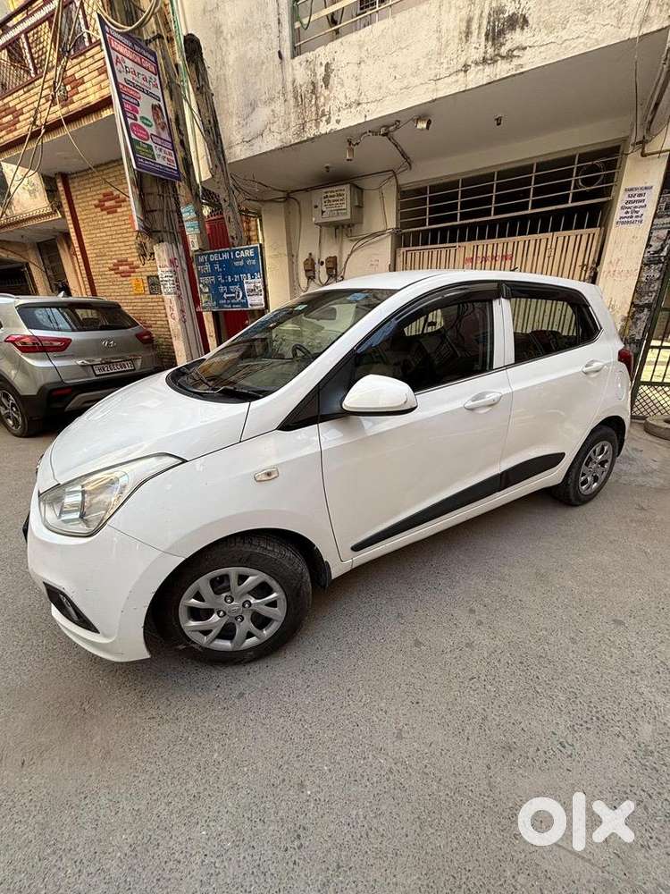 Hyundai Grand I10 Magna 2014  Cng + Petrol  87000 Km  Delhi