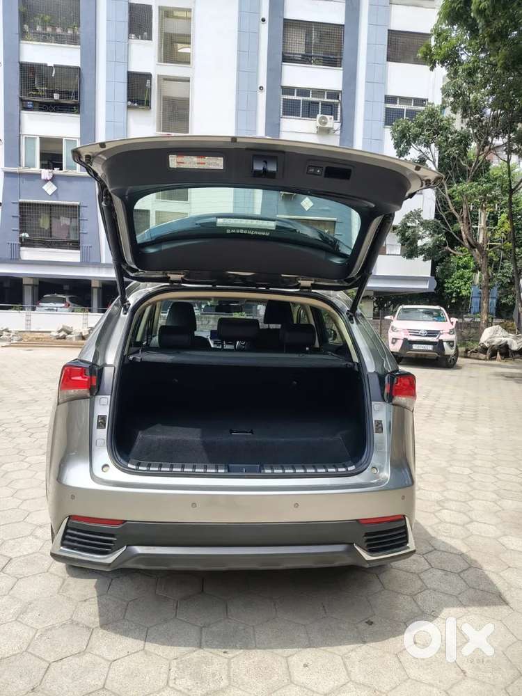 Lexus Nx, 2021, Petrol