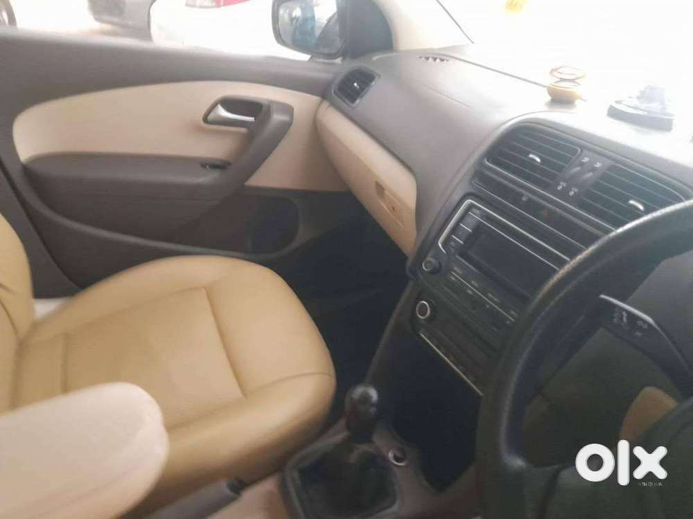 Volkswagen Vento(2013/2014)