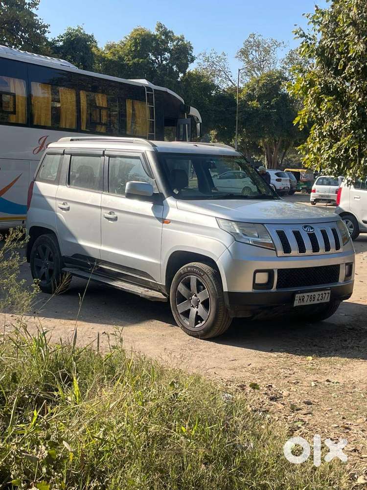 Mahindra Tuv 300 2016
