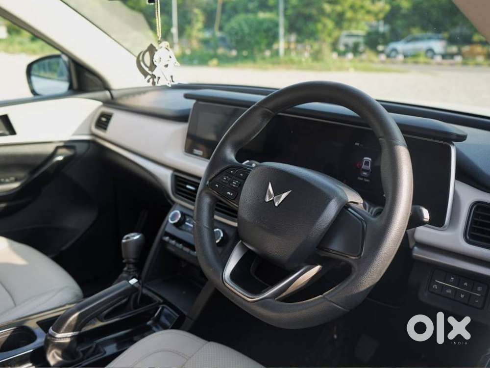 Mahindra Xuv700 2.2 Ax 5 Diesel Mt 7 Str, 2022, Diesel