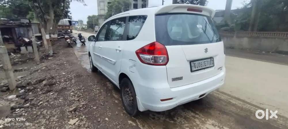 Maruti Suzuki Ertiga 2015