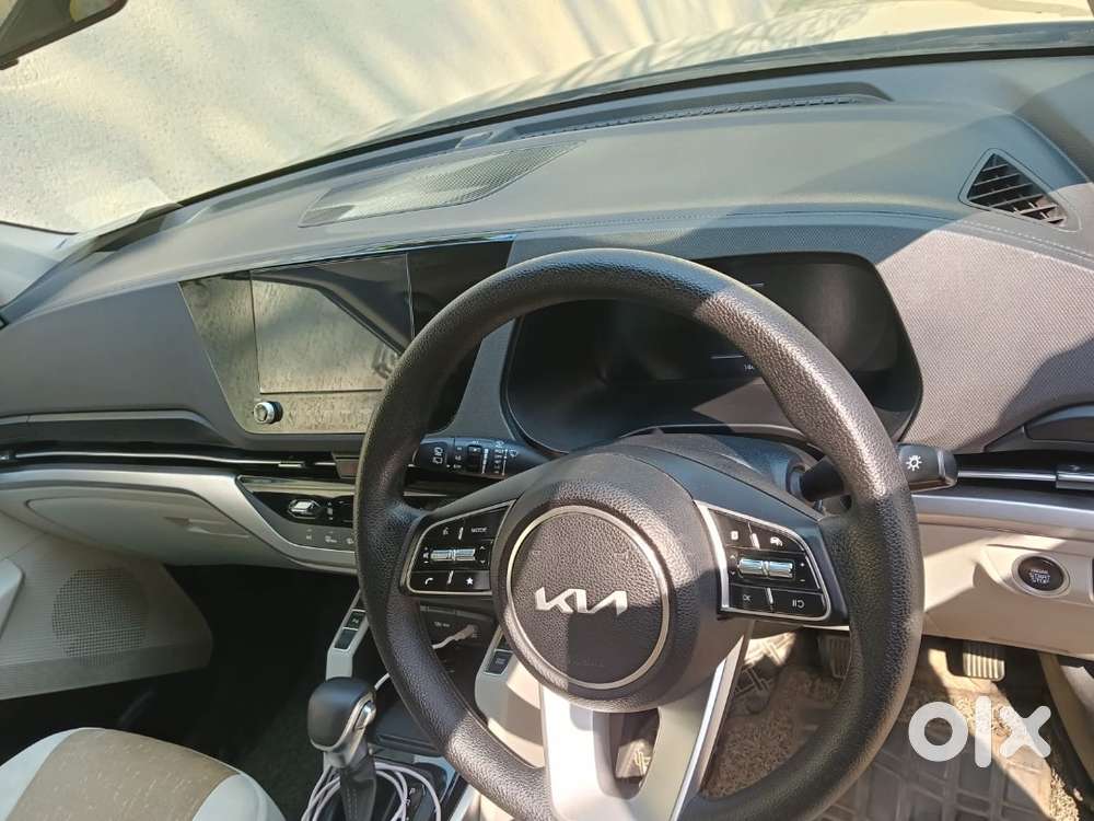 Kia Carens 2024 Dct 7str Prestige Plus Petrol