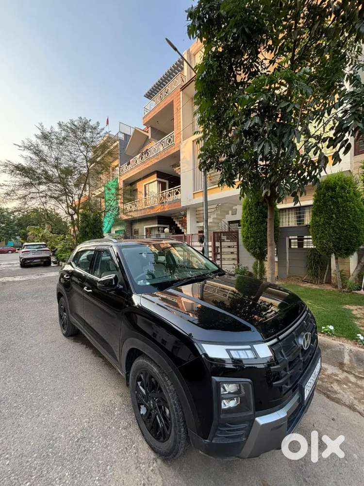 Hyundai Creta 2025 Petrol 15700 Km Driven