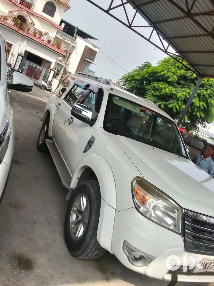 Ford Endeavour 2.0 Sport 2012