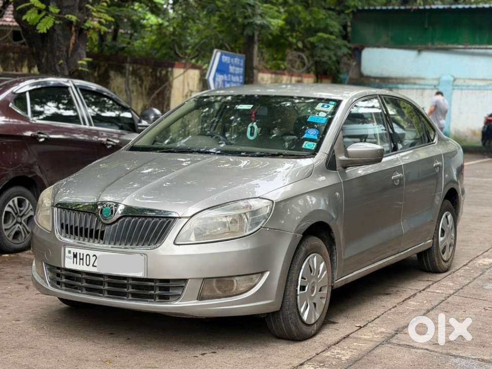 Skoda Rapid Ambition 1.6 Mpfi Manual, 2012, Petrol