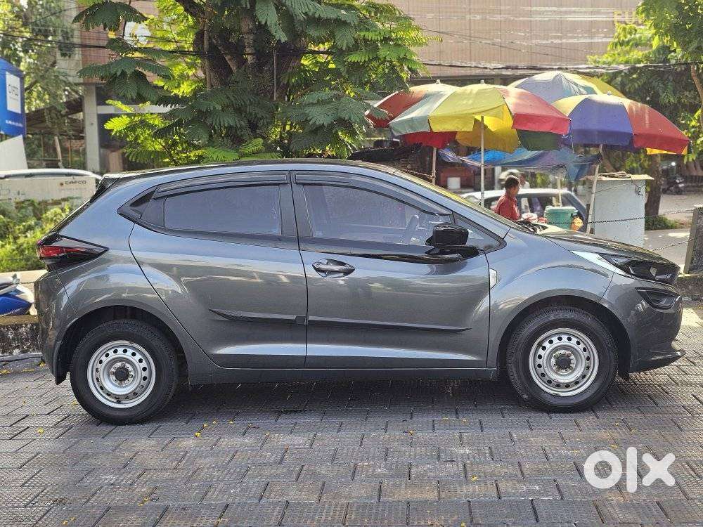 Tata Altroz 1.2 Xe Rhytm Petrol, 2021, Petrol