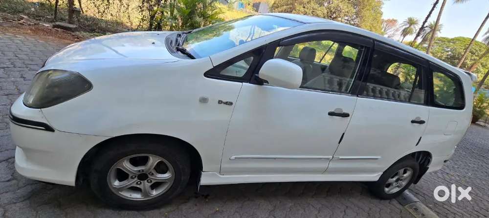 Toyota Innova 2.5g Variant Good Condition