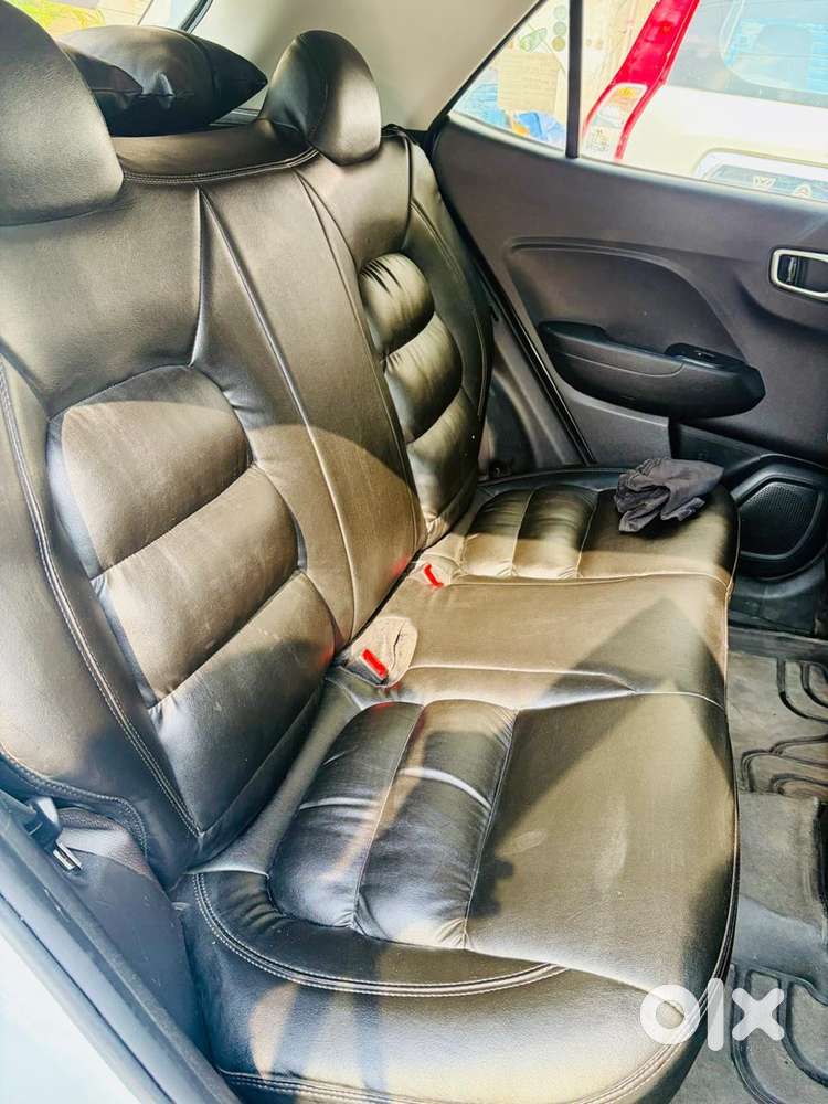 Hyundai Venue Petrol Manual 2020