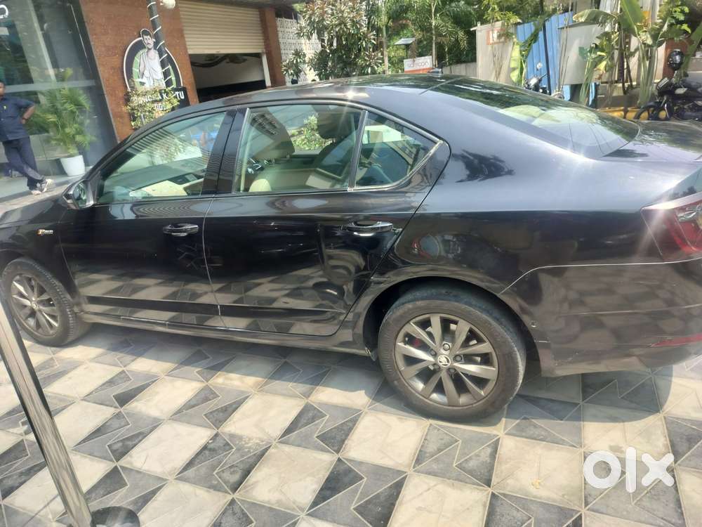 Skoda Octavia Facelift Essence, 2019, Petrol