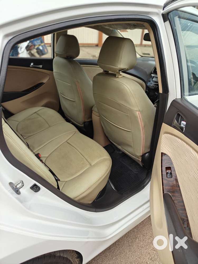 Hyundai Verna Fluidic 1.6 Vtvt Sx Opt, 2014, Petrol