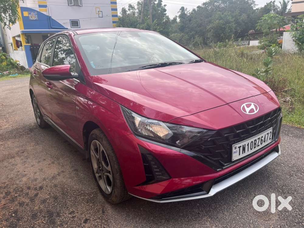 Hyundai I20 Sportz (o) Ivt | Feb 2025 | Sunroof | 1st Owner