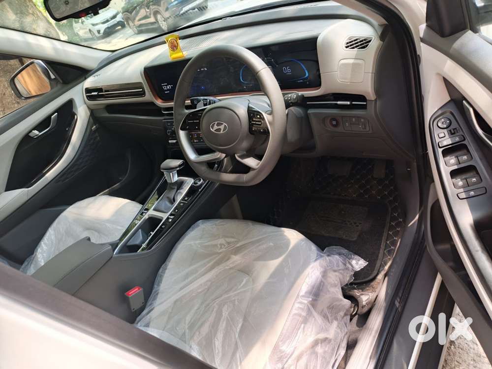 Hyundai Creta 1.5 Sx (o) Knight Ivt Petrol Dual Tone, 2025, Petrol