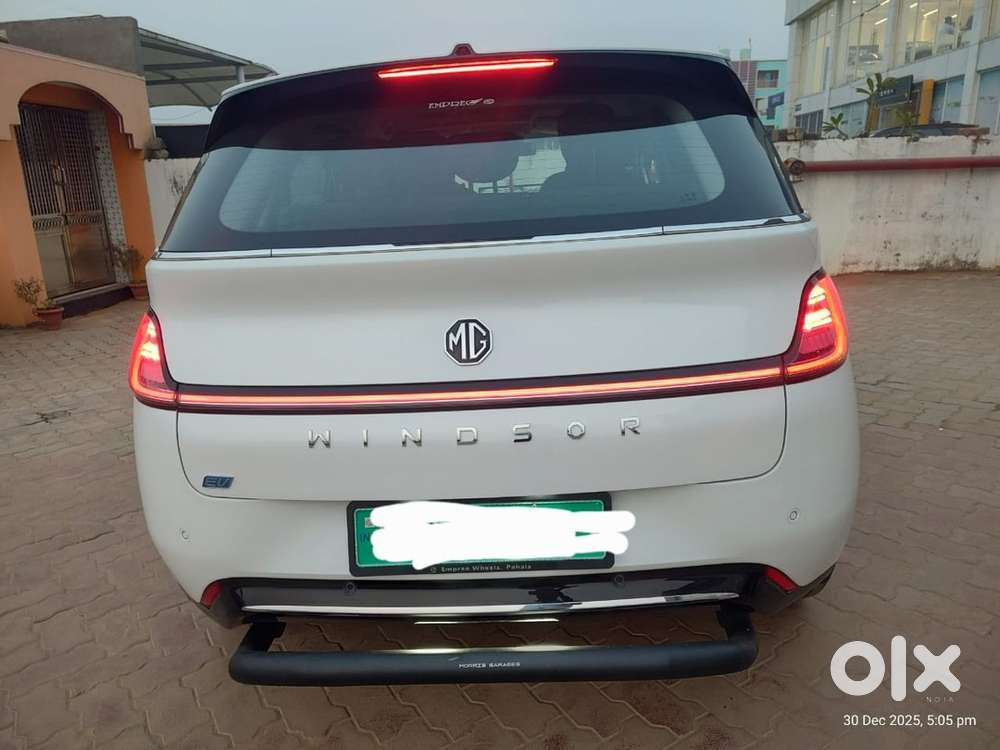 Mg Windsor Ev 2025 Essence