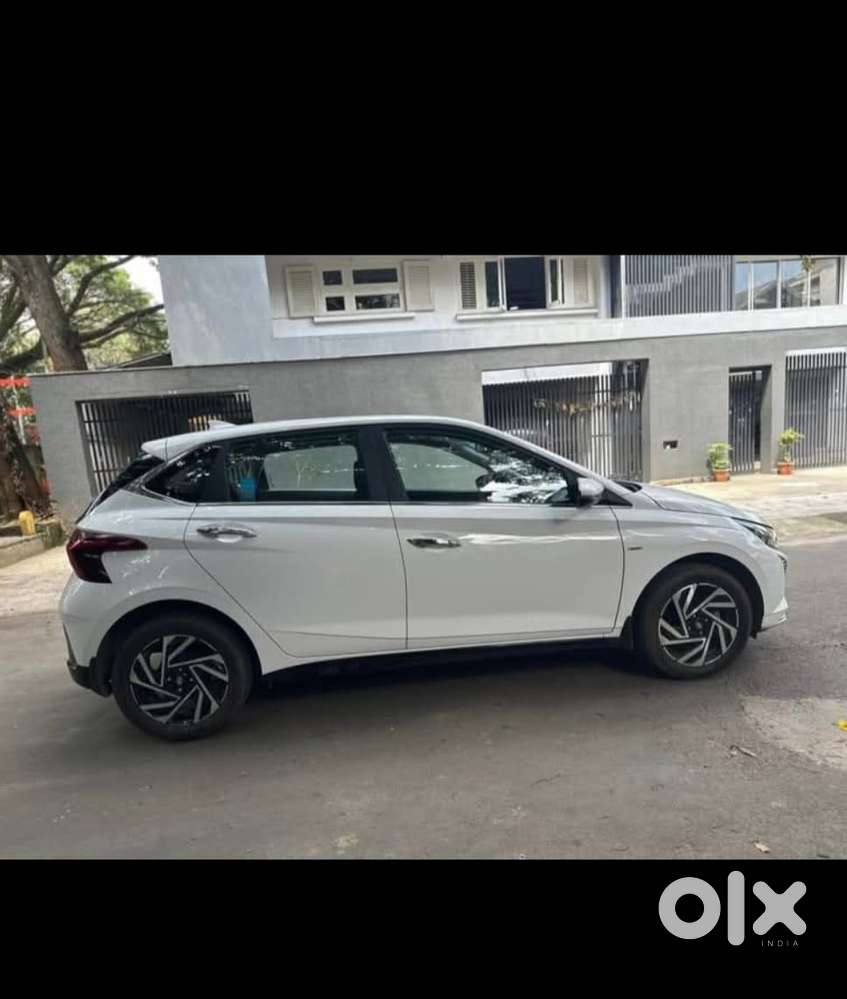 Hyundai New I20 1.2 Asta (o) Ivt, 2024, Petrol