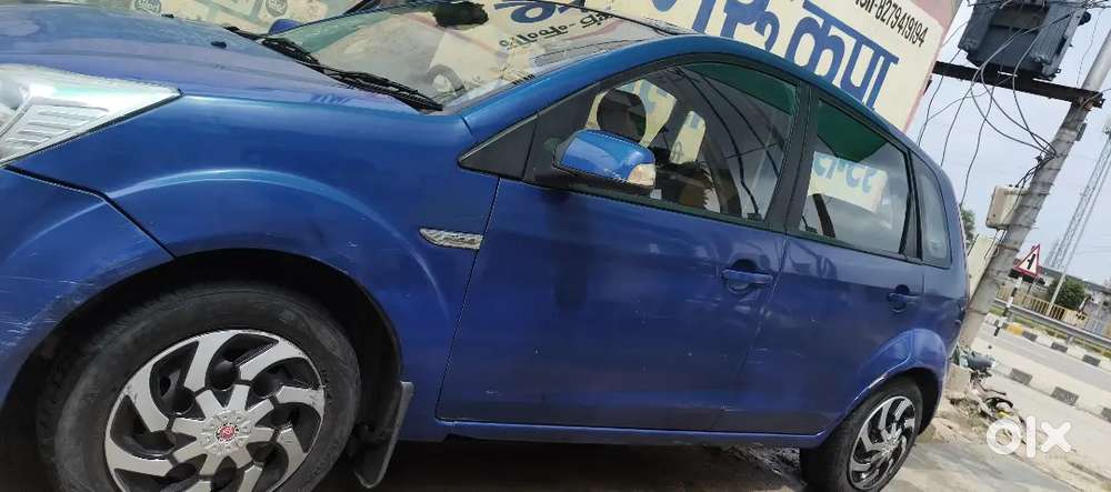 Ford Figo Zxi Petrol 2014